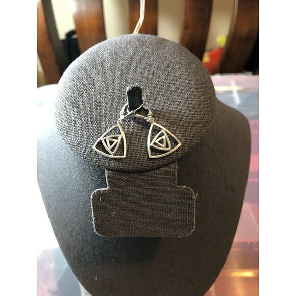 925 Sterling Silver Two Triangle Shape Dangle Drop Earrings - Picture 1 of 7